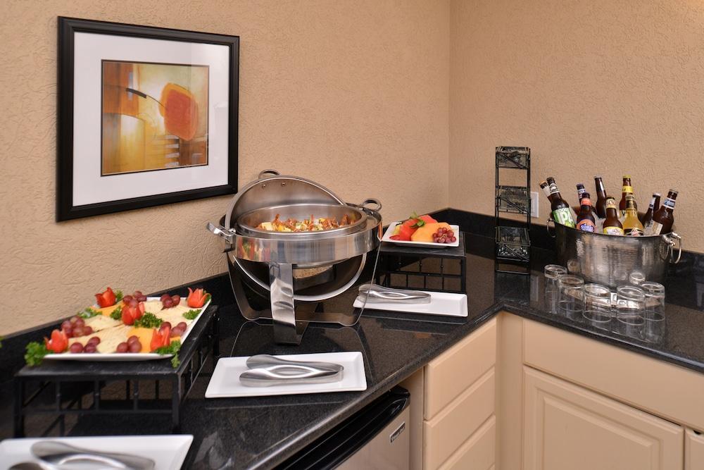 Holiday Inn Portland- I-5 S Wilsonville By Ihg Dış mekan fotoğraf